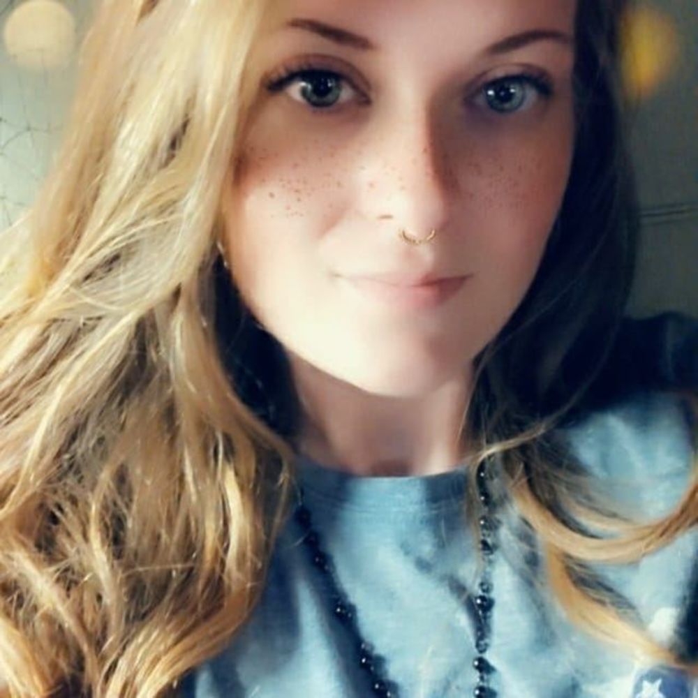 Meet your Posher, Laci